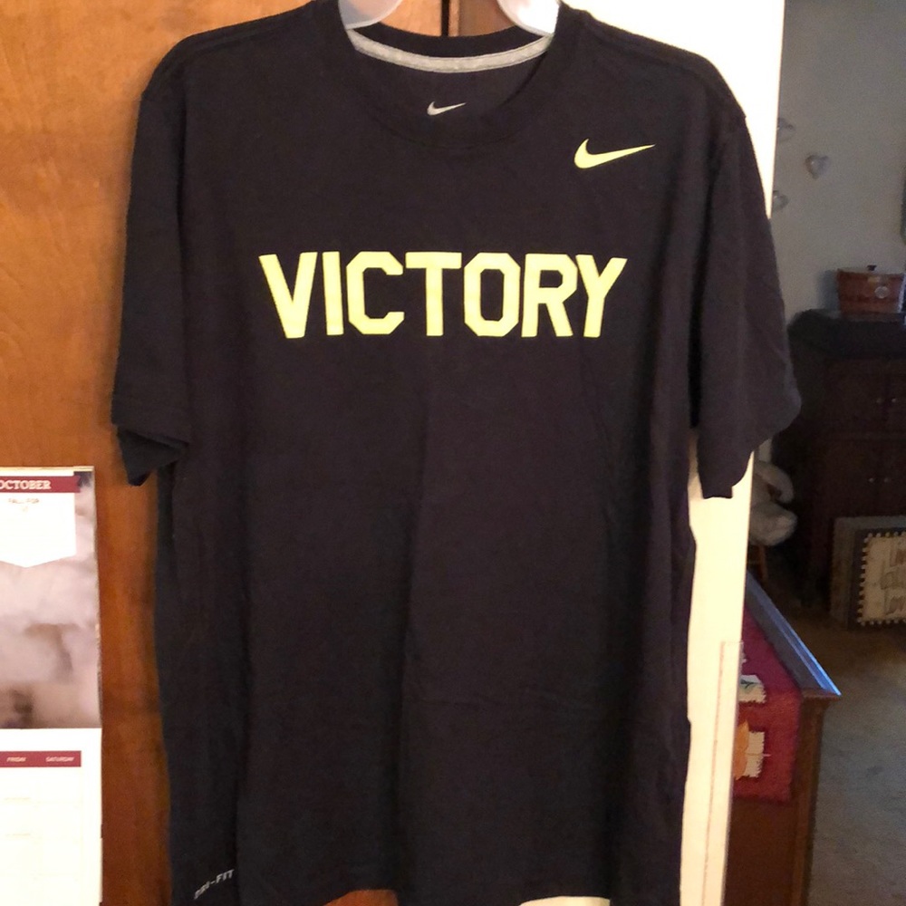 NIKE t-shirt